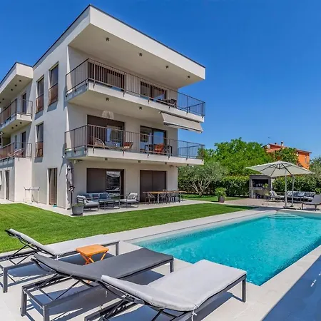 Ap Caci Mit Pool - Istriensonne 0712-0737 Apartment Medulin Exterior photo