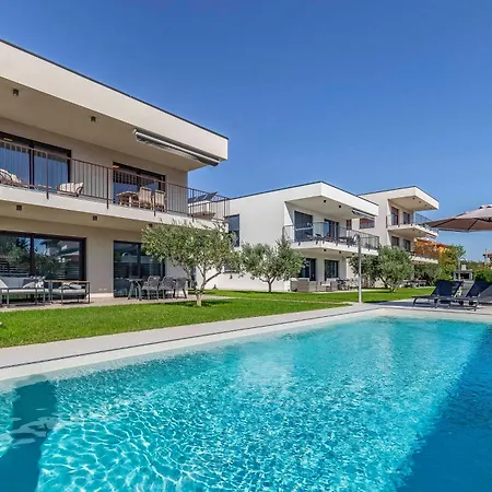 Ap Caci Mit Pool - Istriensonne 0712-0737 Apartment Medulin Exterior photo